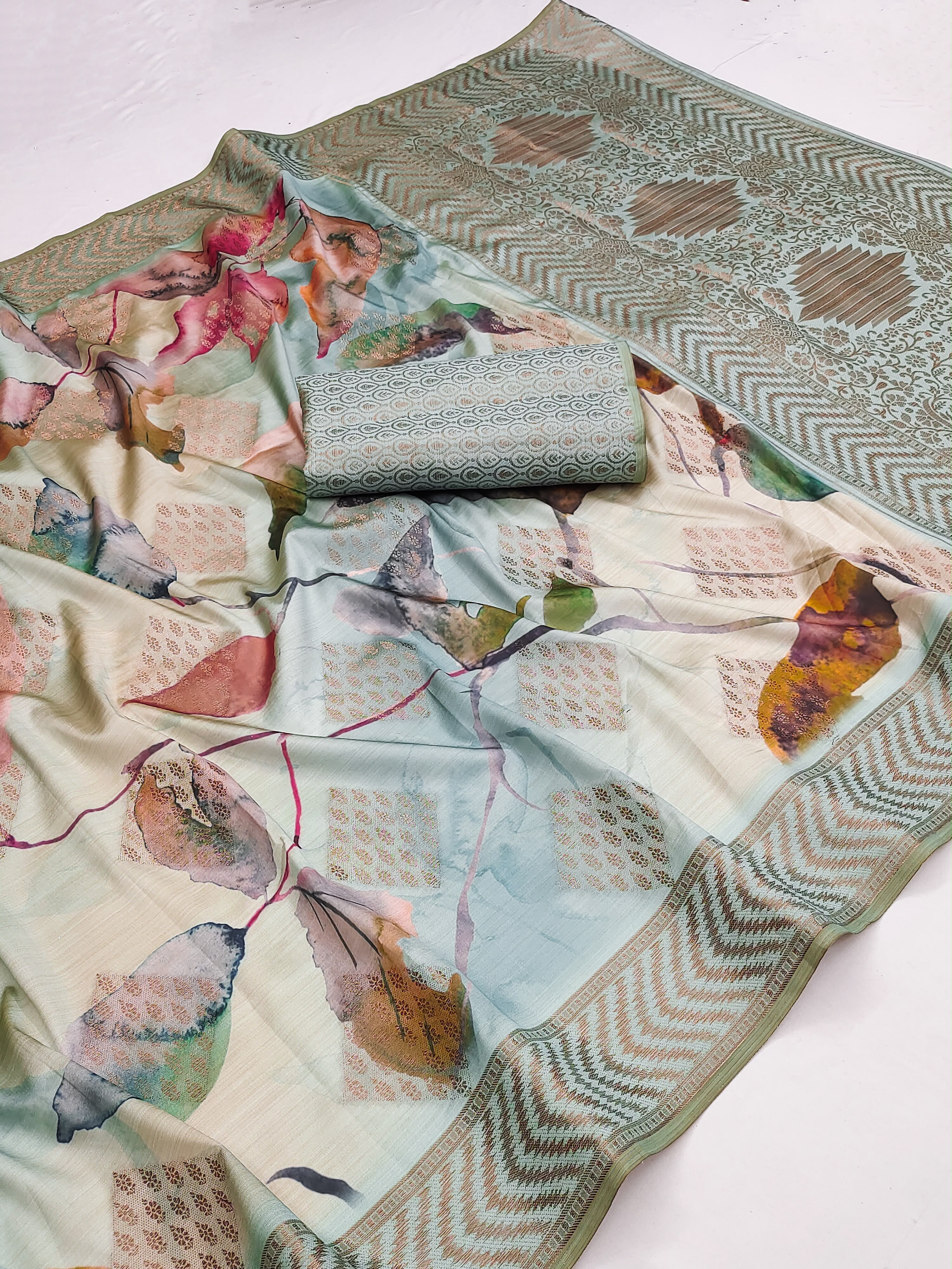 Digital Floral Print Dola Banarasi Saree